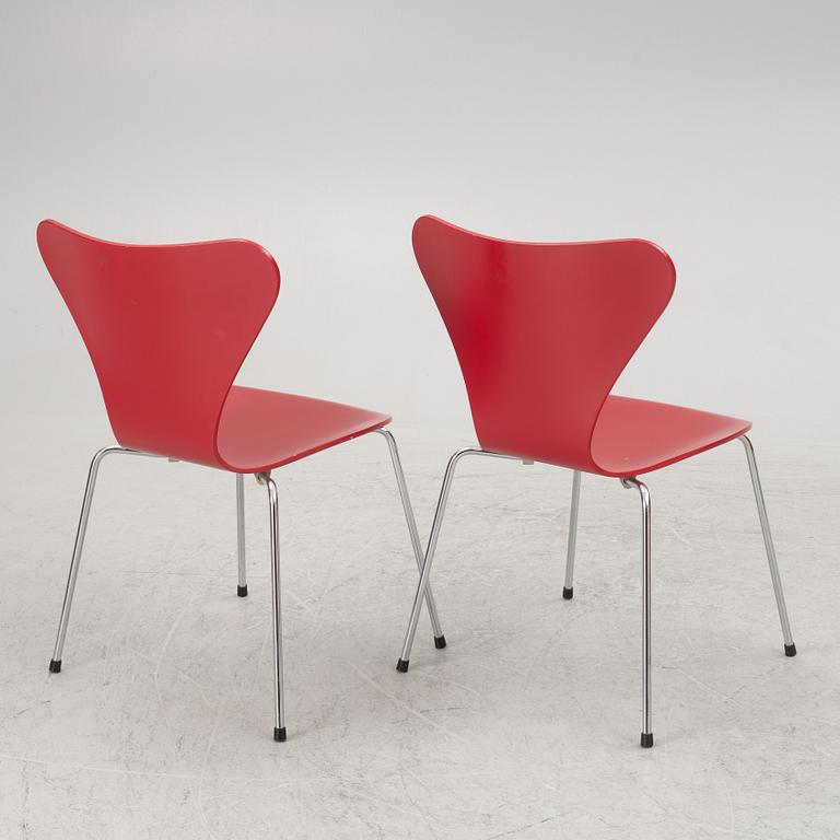 Arne Jacobsen, chairs, 6 pcs, "The Seven", Fritz Hansen, Denmark.