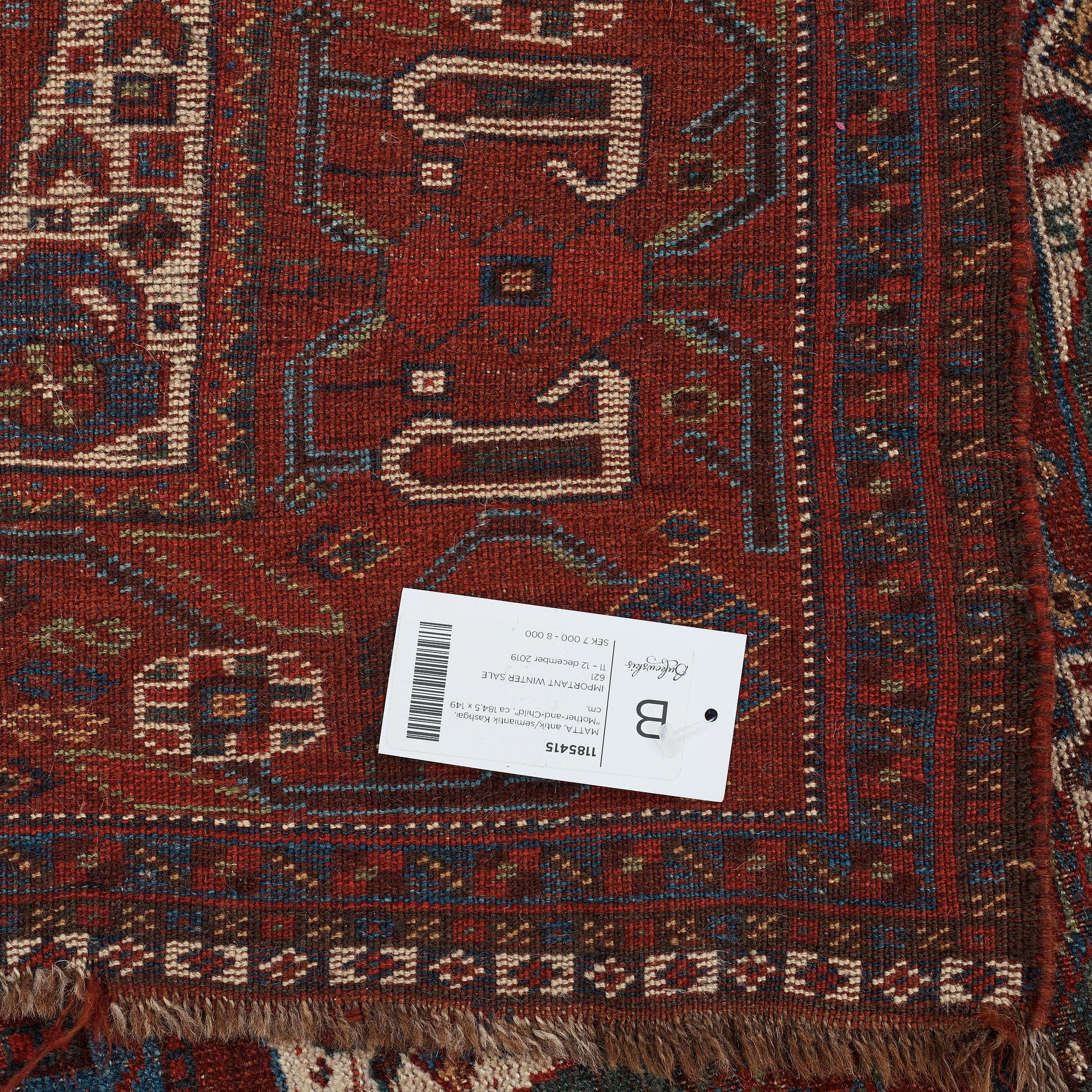 A RUG, antique/semi-antique Qashqai, "Mother-and-Child", ca 184,5 x 149 cm.