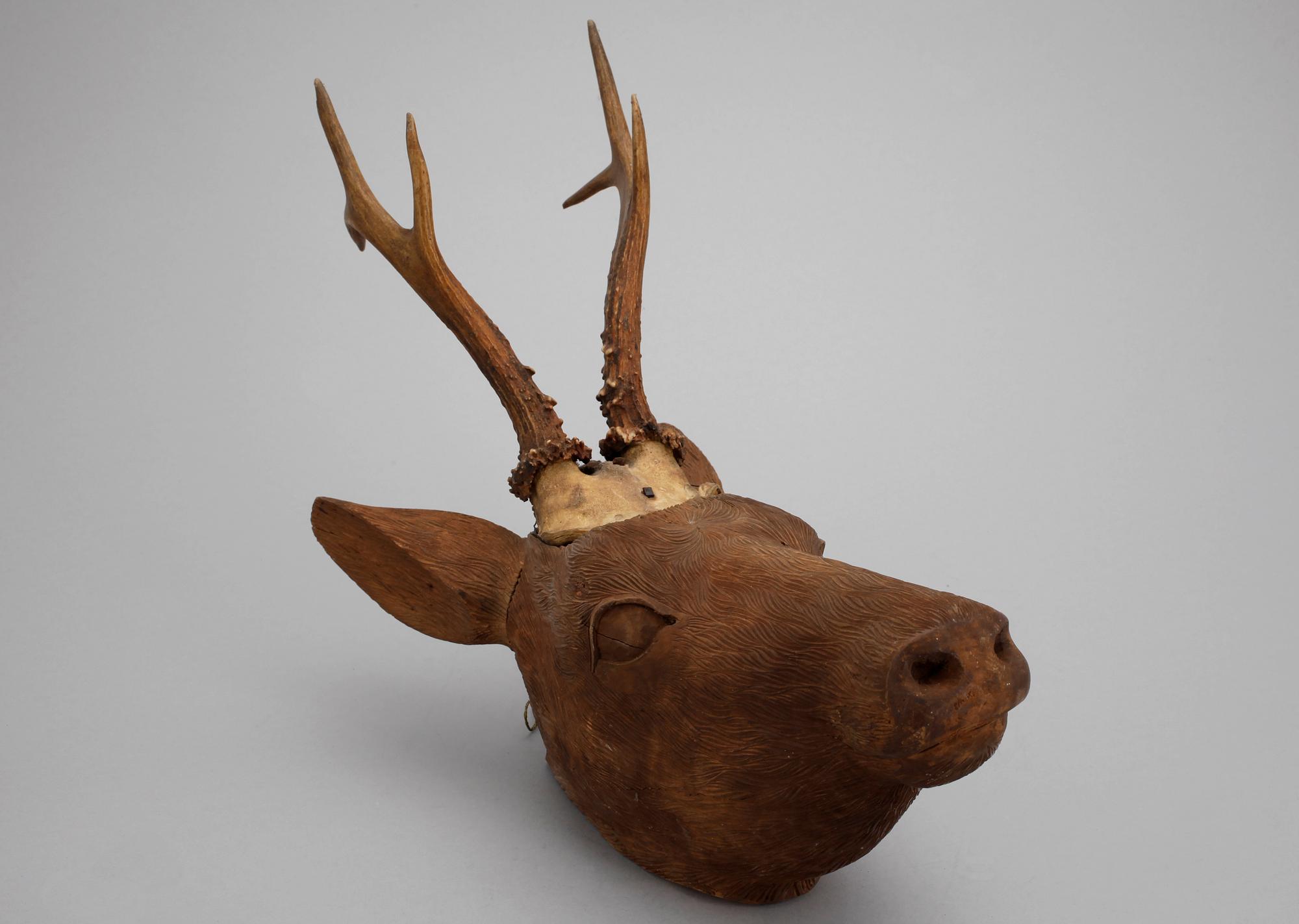 JAKTTROFÉ, 1900-tal.