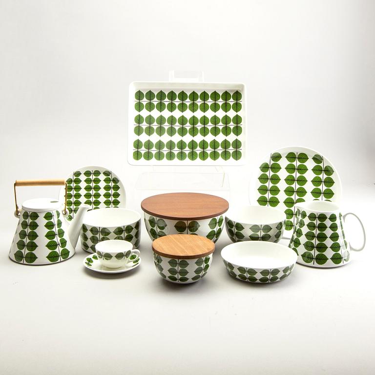 A Stig Lindberg 55 pcs dinner service "Berså", cream ware, Gustavsberg.