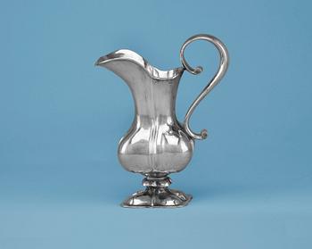 612. A WINE PITCHER, 13L silver Austria-Hungary 1850. Weight 429 g.
