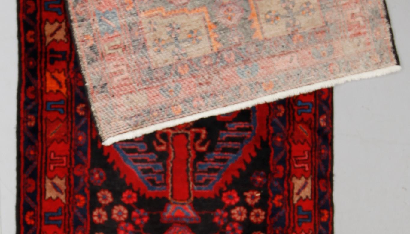 MATTA, orient, ca 479 x 105 cm.