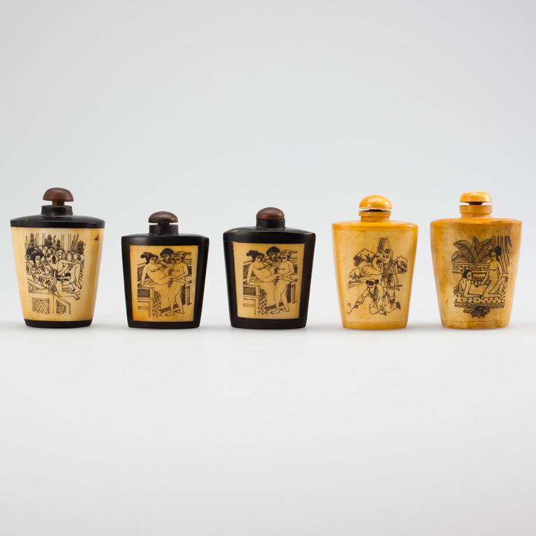 SNUSFLASKOR, 5 st, ben samt trä, Kina 1800-tal.