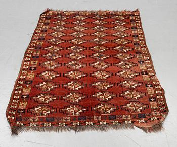 Matta, antik, Turkmen, ca 204-206 x 124 cm.