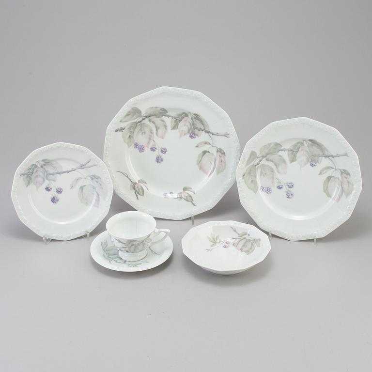 MATSERVIS, 58 delar, porslin, "Maria Björnbär", Rosenthal.