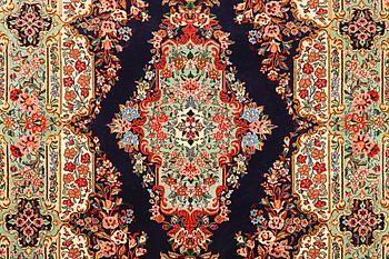 Matta, Sarough, ca. 317 x 216 cm.