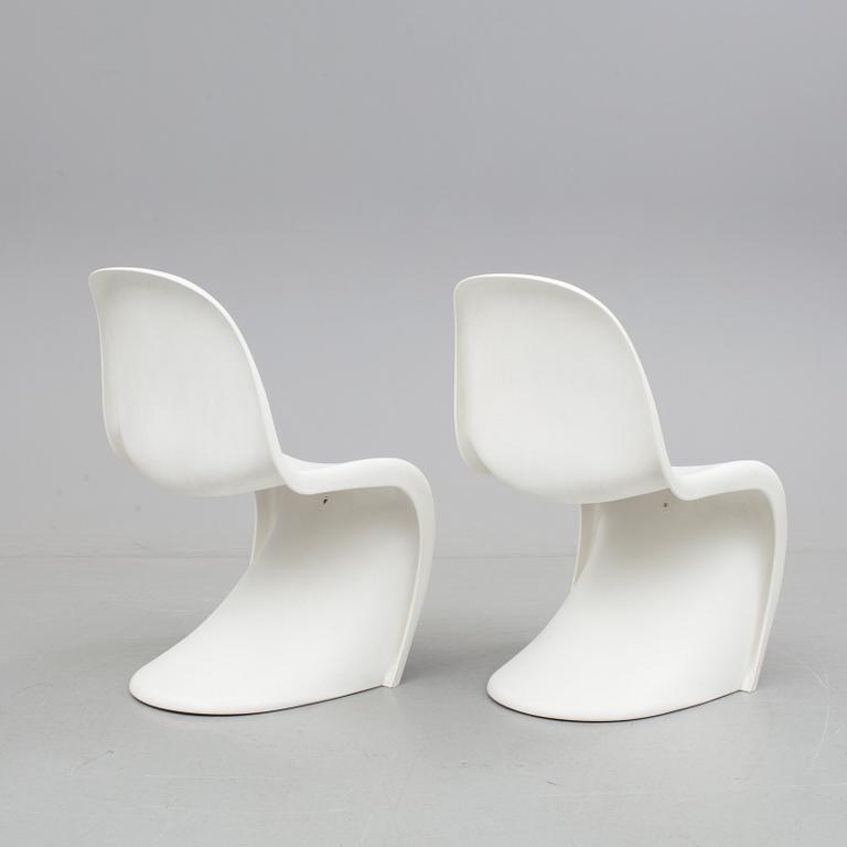 STOLAR, ett par, "Panton chair", Verner Panton för Vitra.