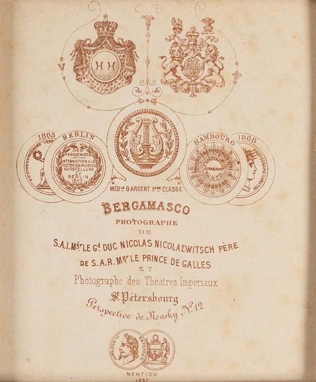 FOTOGRAFIER, 7 st, enligt uppgift föreställande medlemmar av huset Romanov, Ryssland, 1800-talets slut.