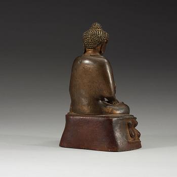 A gilt bronze figure of Buddha Sakyamuni, Ming dynasty (1368-1644).