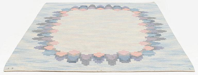 Judith Johansson, matta, "Blomsterkrans", rölakan, ca 273 x 208 cm, signerad JJ E.