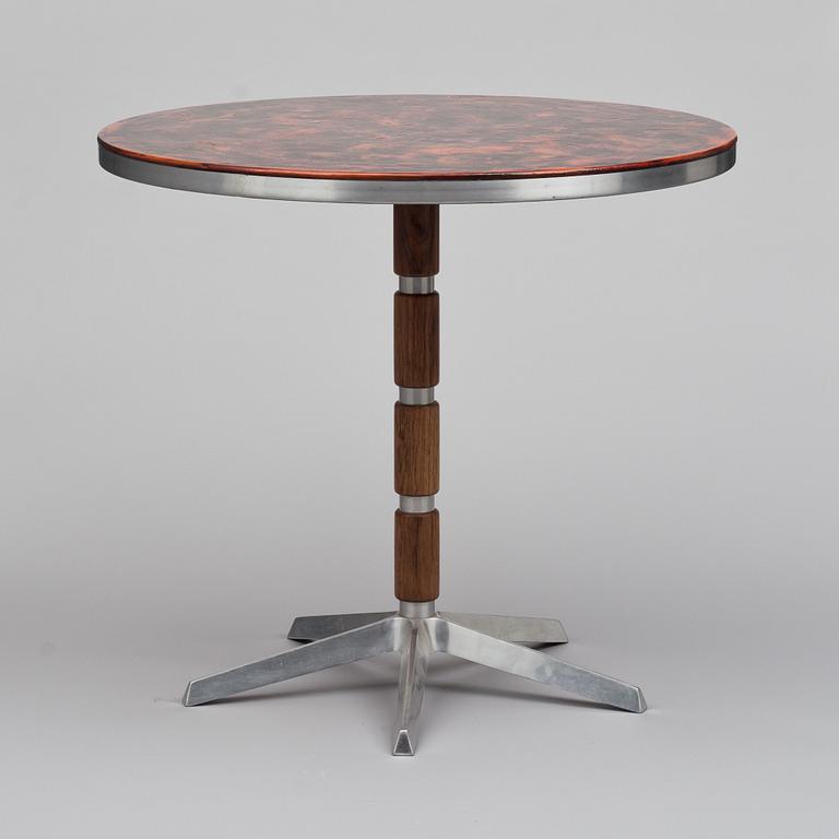 BORD, France o Son, Danmark, 1900-talets andra hälft.