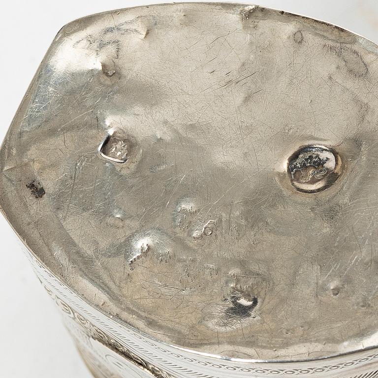 Dosor, 8 st, silver, Holland och England, mestadels 1800-tal.