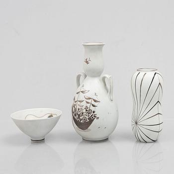 Stig Lindberg, a set of two "Grazia" stoneware vases and a bowl, Gustavsberg, 1946-69.