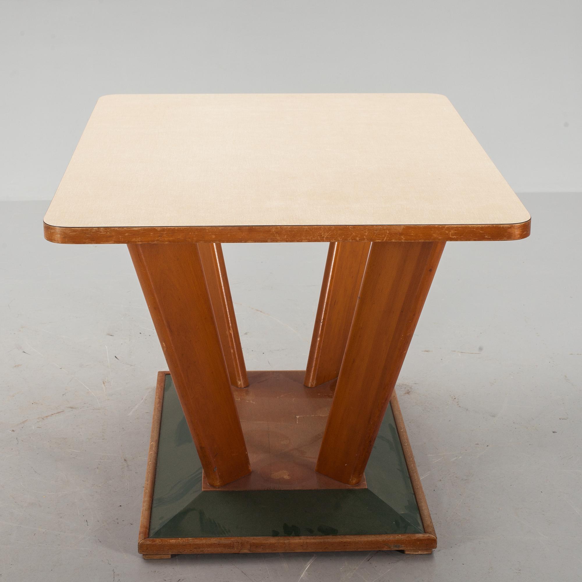 BORD, 1900-talets mitt.