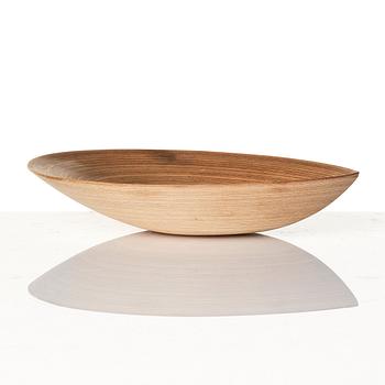 Tapio Wirkkala, a laminated birch plywood dish, Finland 1950s.