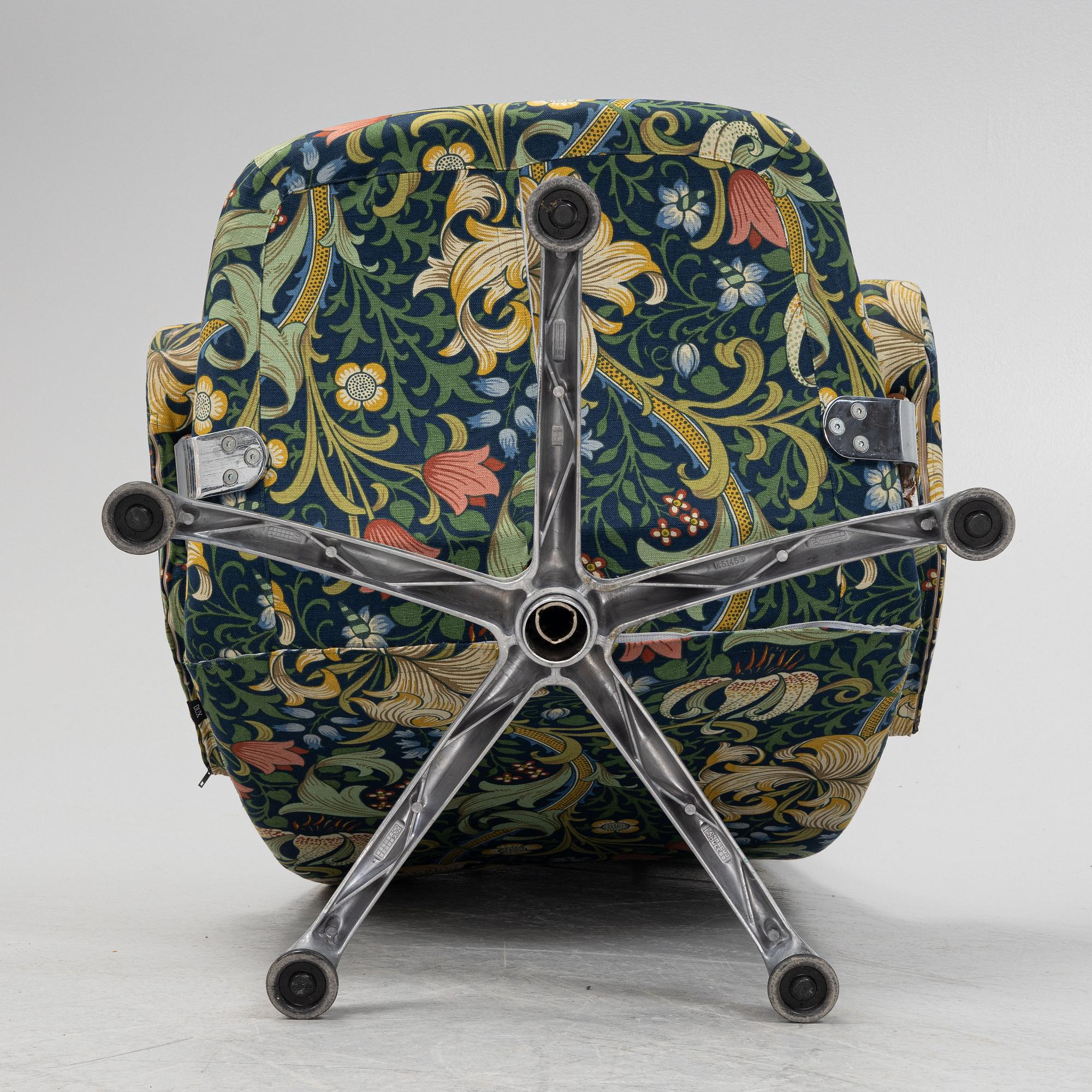 Alf Svensson snurrfåtölj ”Contourett Roto”,  DUX, 1970/80-tal.