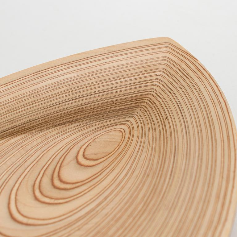 Tapio Wirkkala, A plywood dish, unsigned.