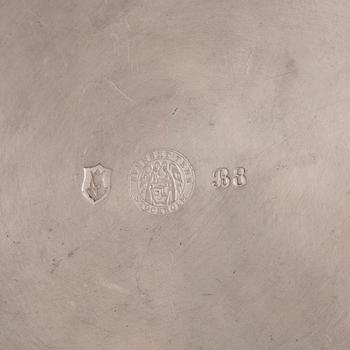 FIRMA SVENSKT TENN, A tin bowl with lid, Sweden 1920's.