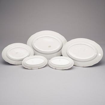 SERVIS, 49 delar, porslin, "Blått Landskap", design Reinhard Richter, Arabia, 1941-64.