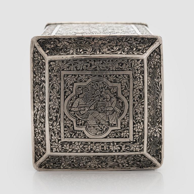 A Persian silver tea caddy, first half of the 20th century.