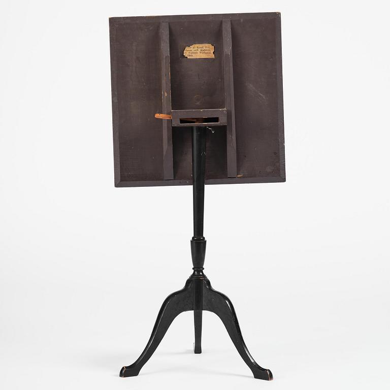 A Swedish early 19th century tilt-top table by J. Asplind.
