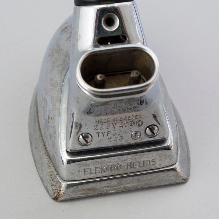 SIXTEN SASON samt RALPH LYSELL, strykjärn, 3 st, 1940-1961.