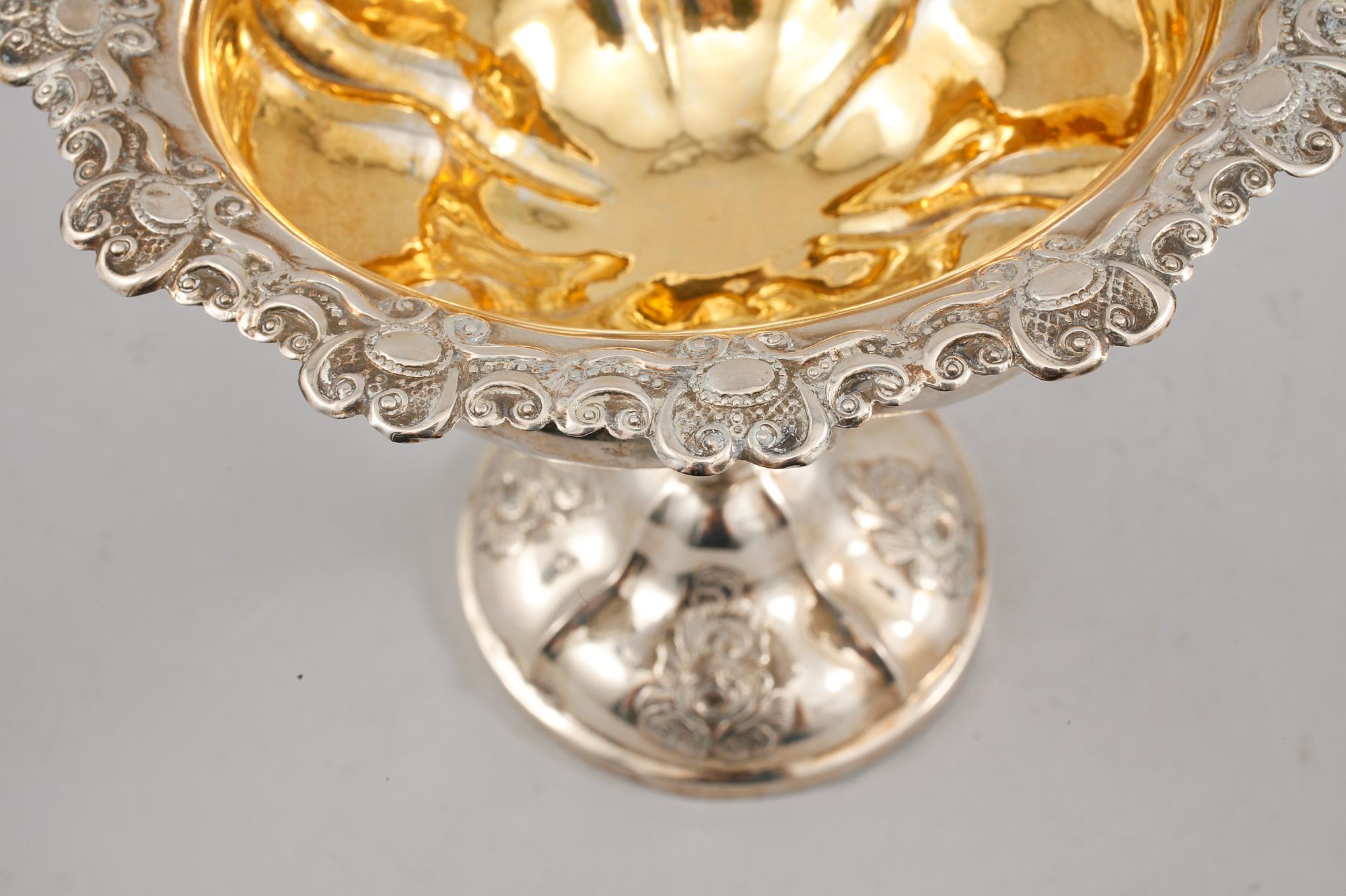 SKÅL PÅ FOT, silver, Johan Wahlström, Jönköping, 1853. Vikt 235 gram.