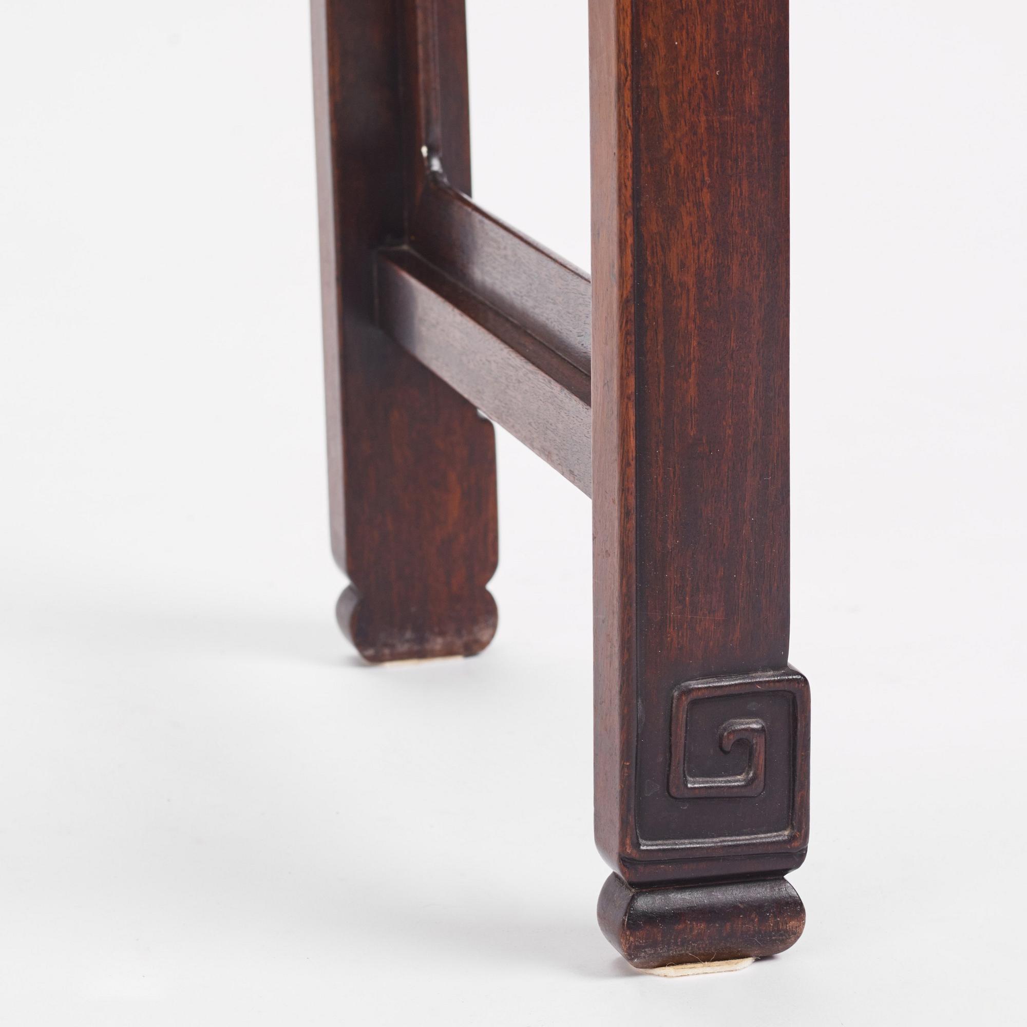 Altarbord, hardwood. Sen Qingdynasti.