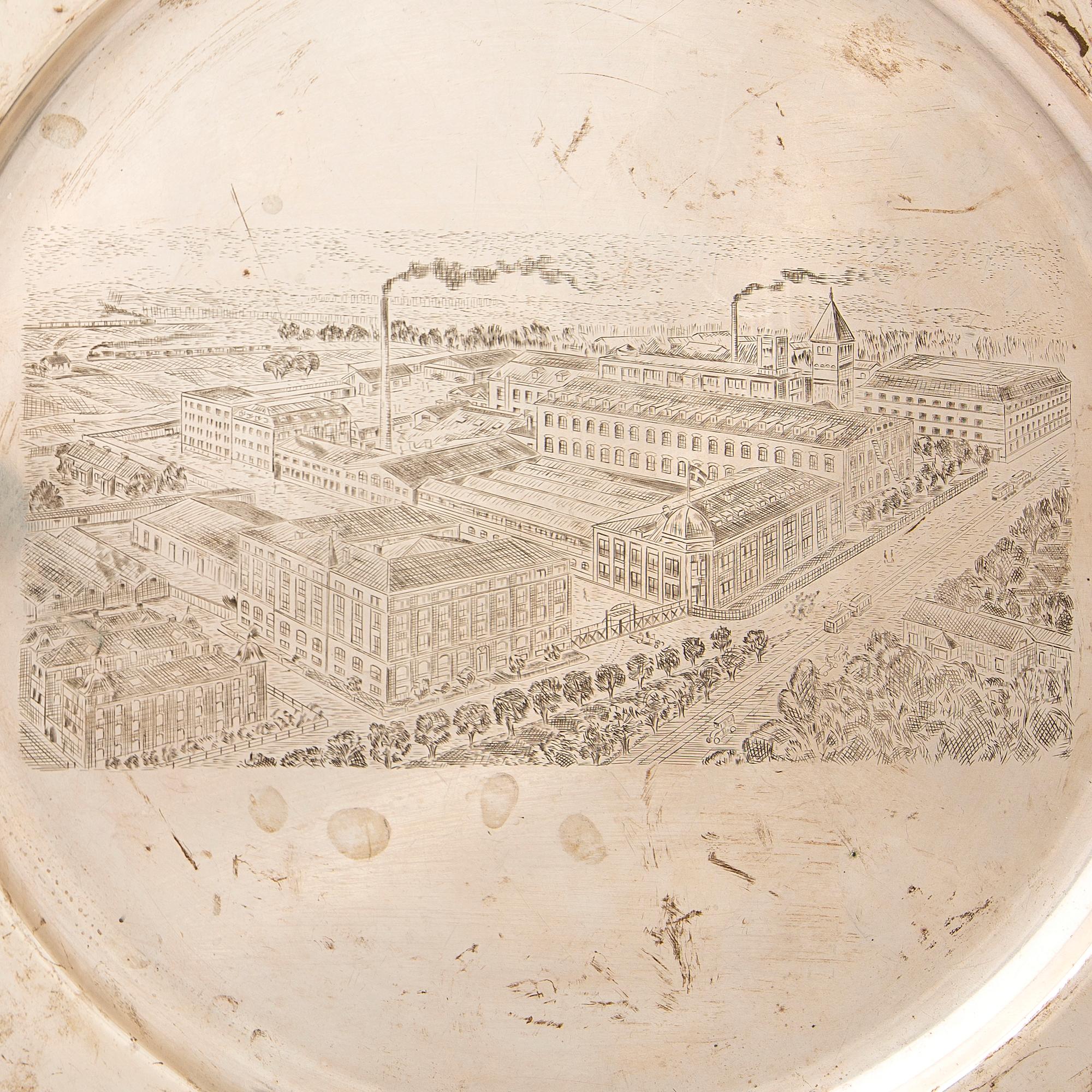 Fat, silver, graverad dekor över Svenska Kullagerfabriken, CG Hallberg, Stockholm, 1928.