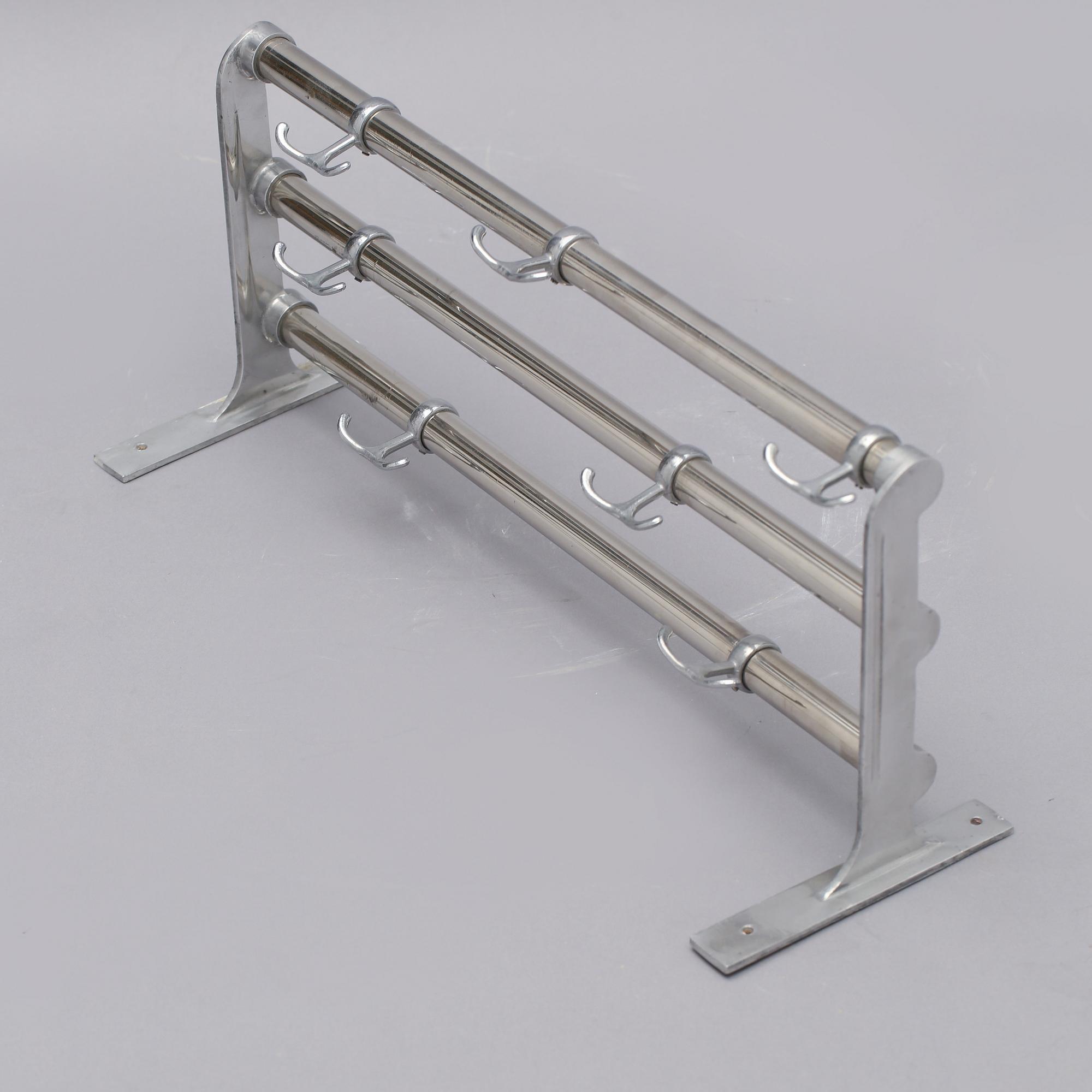 KLÄDHÄNGARE, 1900-tal.