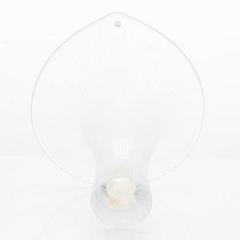 Tapio Wirkkala, vas, "Kanttarell", signerad Tapio Wirkkala, Iittala 12/1986.