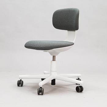 Konstantin Grcic, tuoli / konttorituoli, "Rookie", Vitra.