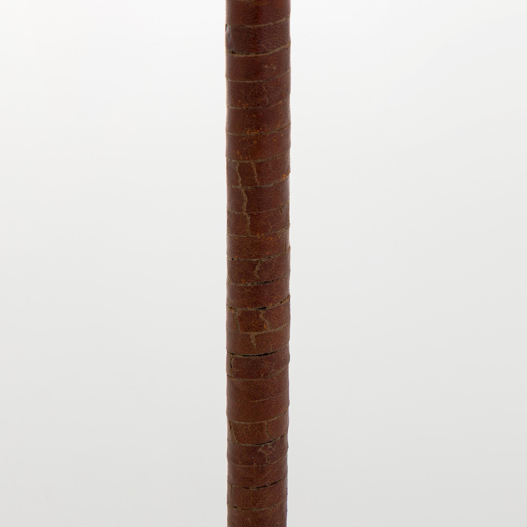 Paavo Tynell, a mid-20th century '9224' table lamp for Taito Finland.
