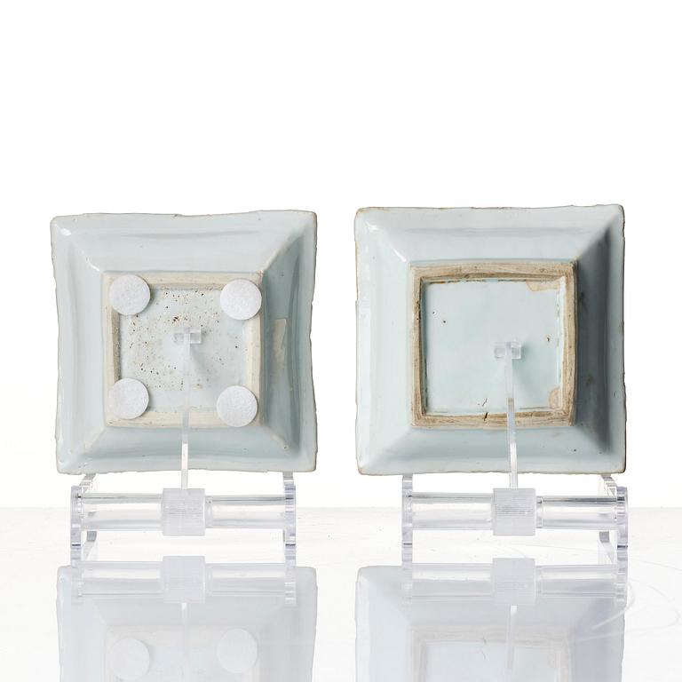 A pair of blue and white 'lotus' dishes, Ming dynasty (1368-1644).