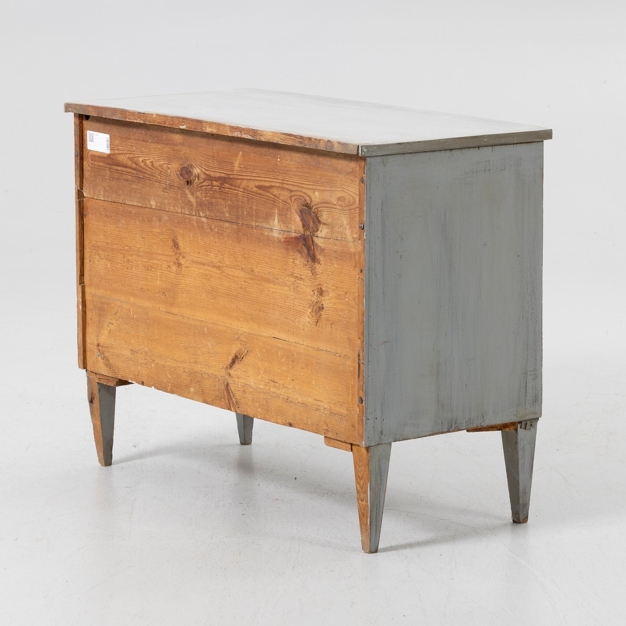 Late Gustavian chest of drawers, circa 1800.