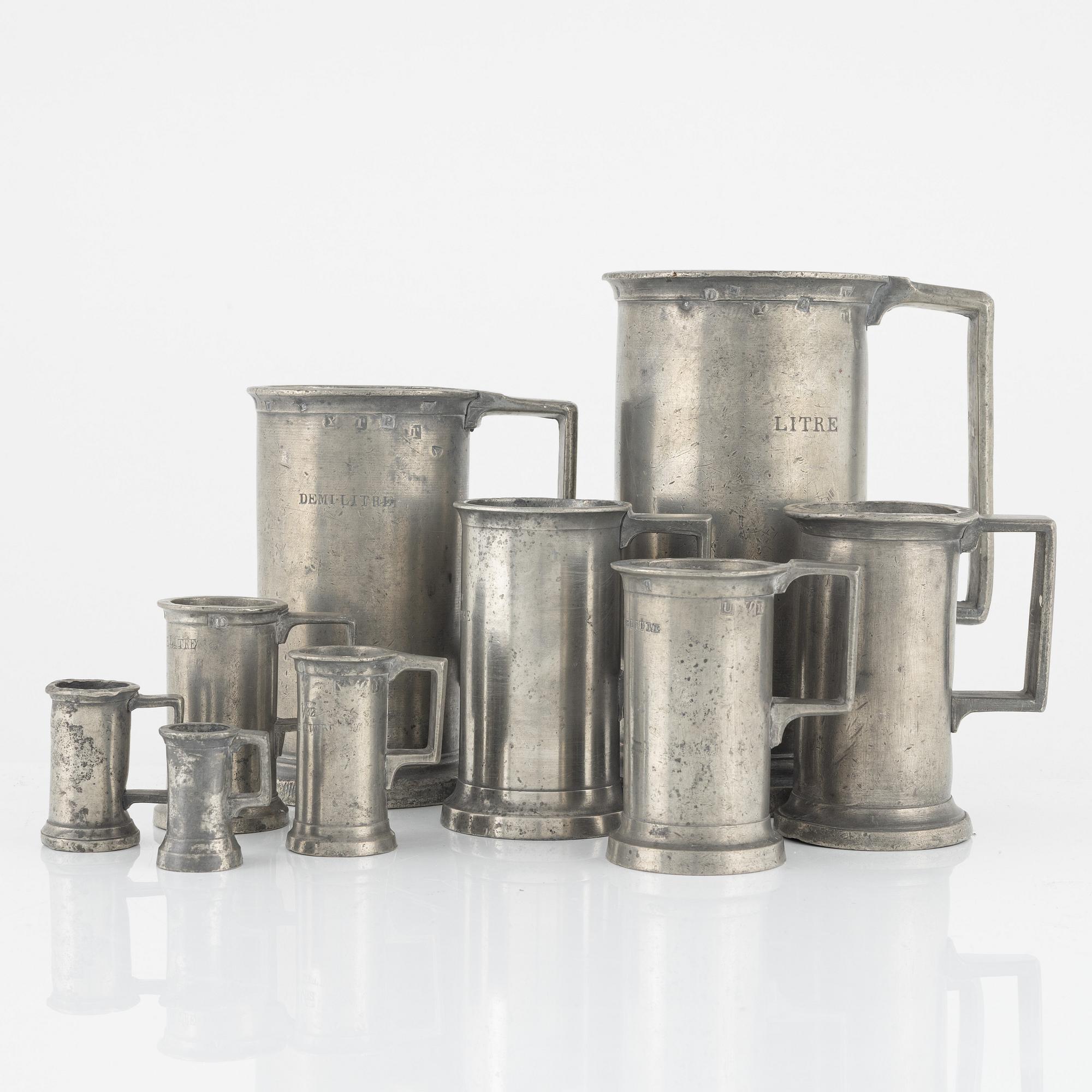 A set of 9 measurments wherof one Brenu, France, late 19th century.