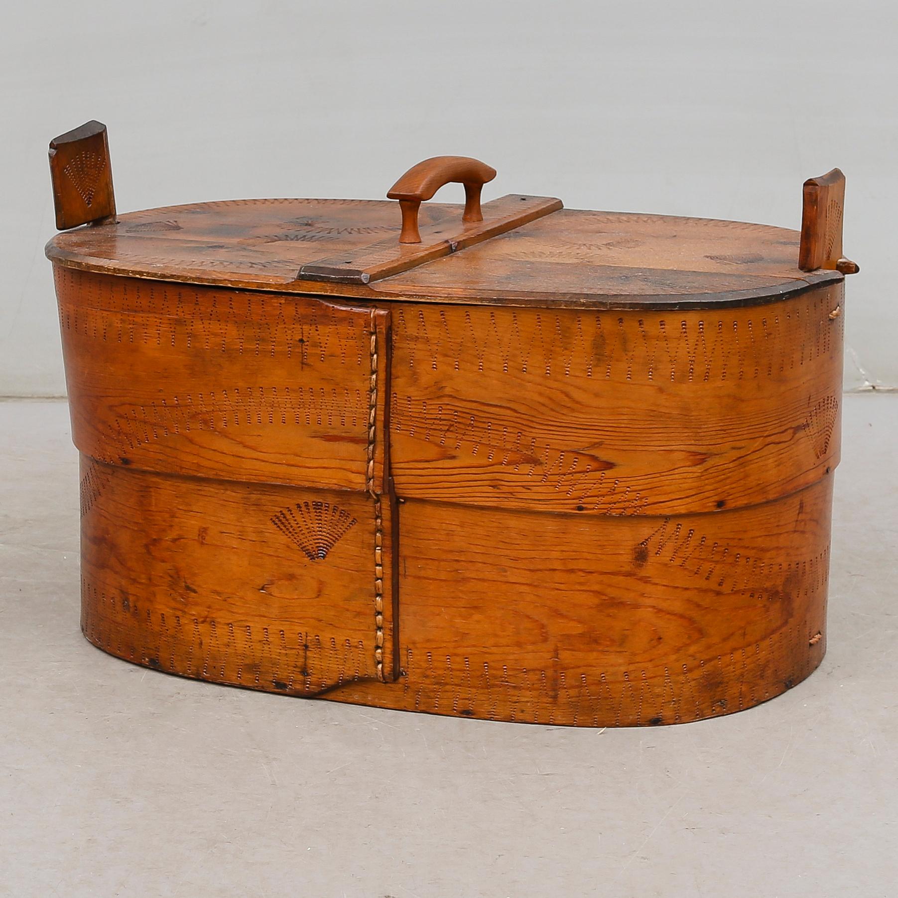 ÄSKA, allmoge, furu, 1900-talets första hälft.