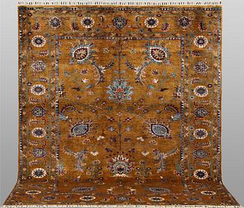 A rug, Ziegler design, approx. 245 x 182 cm.