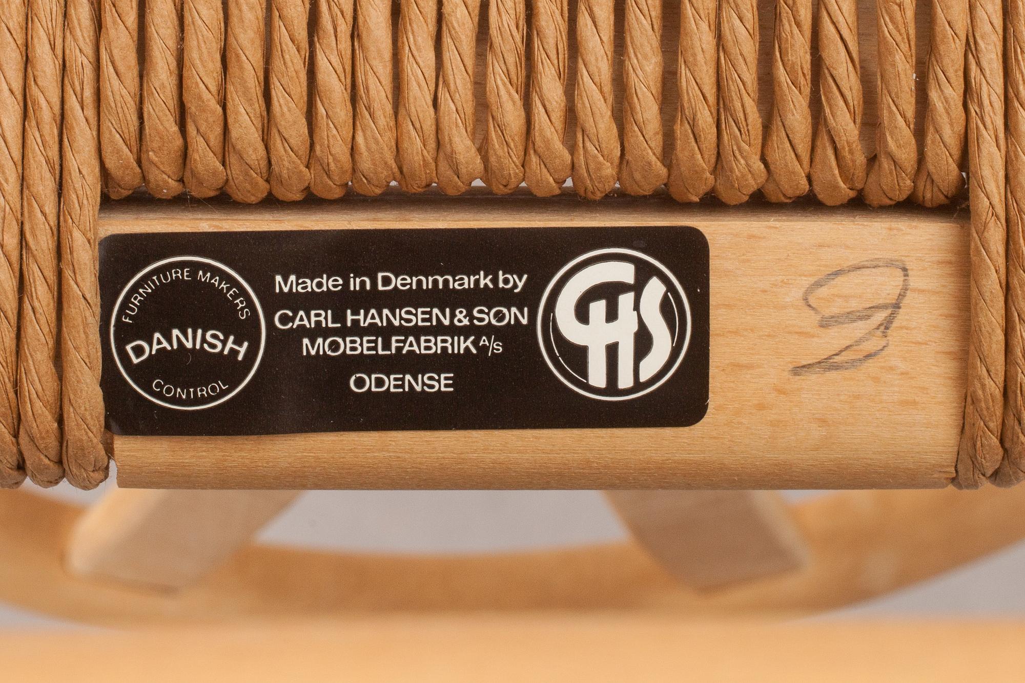 KARMSTOLAR, 8 st, Hans J Wegner, "Y-stolen", Carl Hansen & Son, Odense.