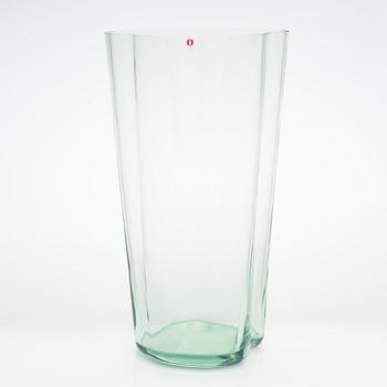 Alvar Aalto,  vas, signerad Alvar Aalto 100 1998 Iittala 1244/1998.