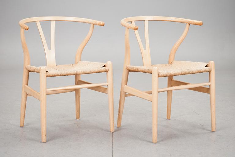 STOLAR, ett par. "Y-stolen", Hans J. Wegner. 1980-tal.