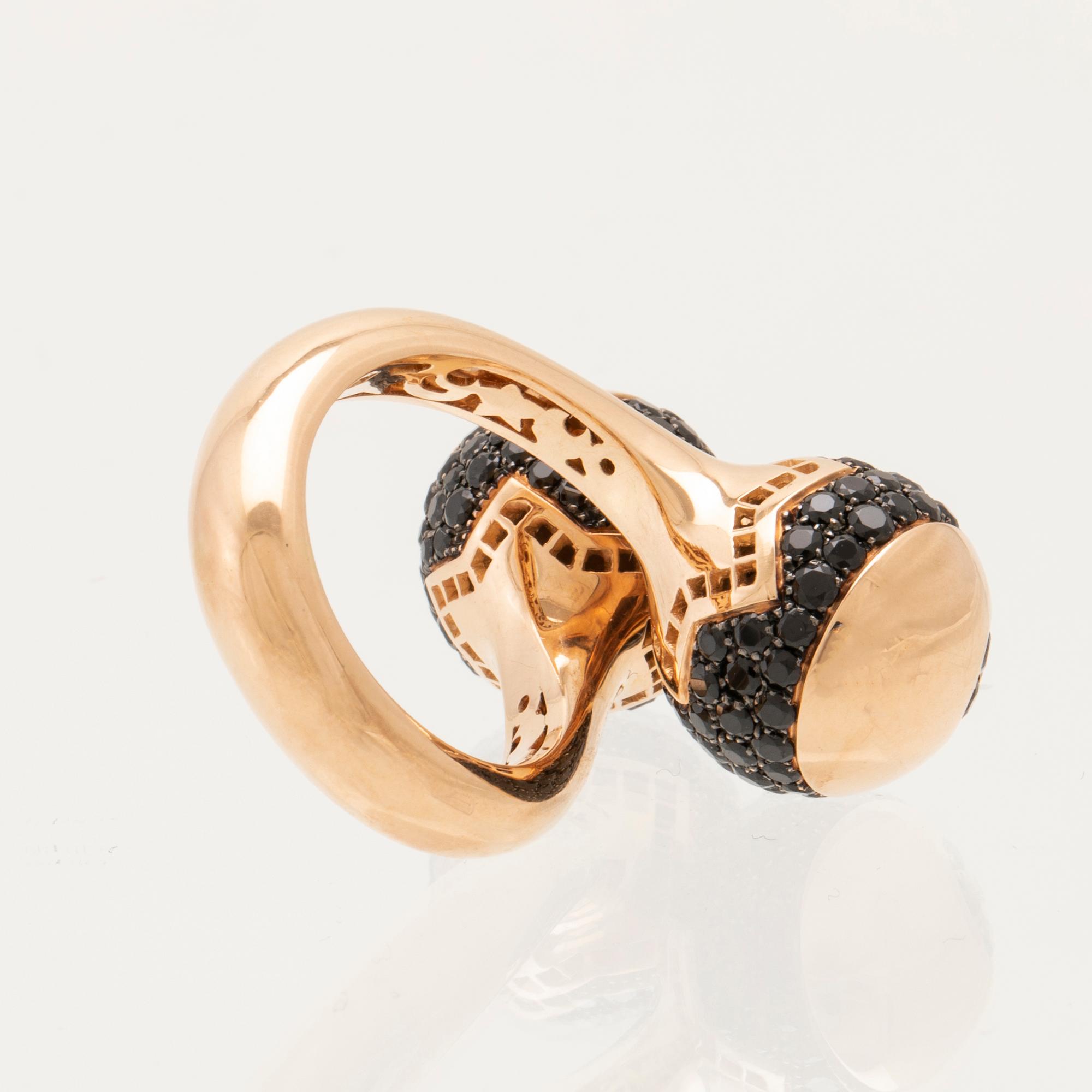 Pasquale Bruni, Ring/Cocktail Ring in 18K Gold with Round Brilliant Cut Diamonds and Sapphires, Milan Italy.