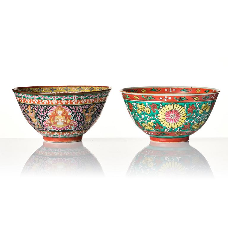 Two Thai Bencharong bowls, 19th century.