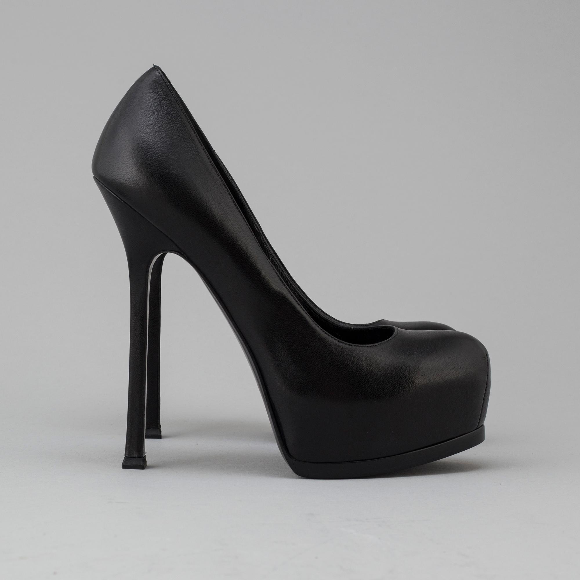 YVES SAINT LAURENT high heel shoes size 39. Bukowskis