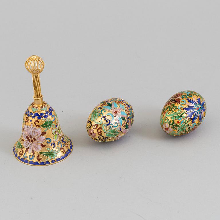 Three small boxes, two eggs and a bell, enamel, probably China, second half of th 20th century.