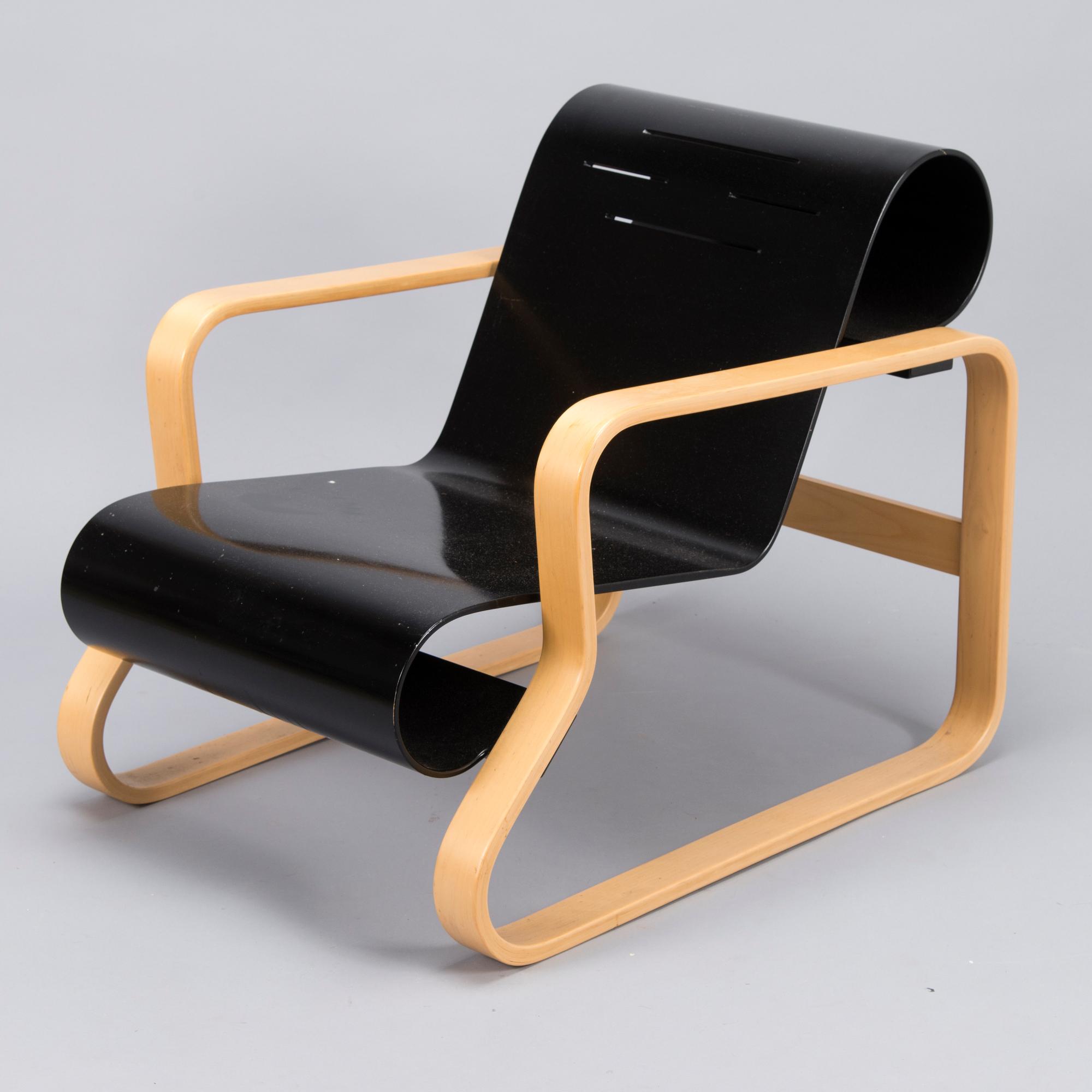 ALVAR AALTO, a late 20th century '41 Paimio' armchair for Artek.