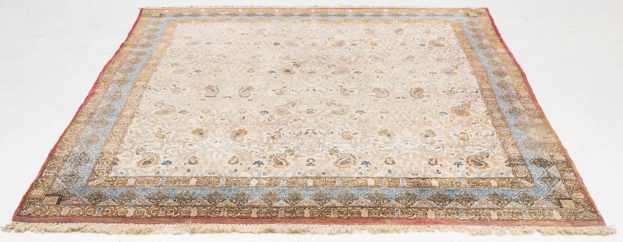 Carpet, Quom, approx. 285 x 220 cm.