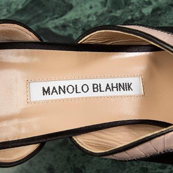 PUMPS, MANOLO BLAHNIK, storlek 39,5.