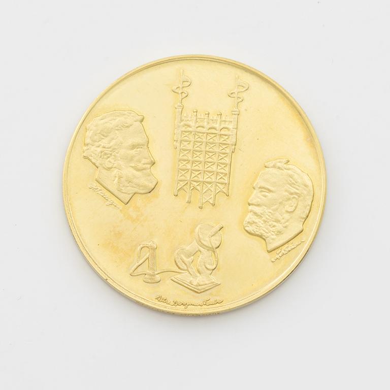 Astri Bergman-Taube, Jubileumsmedalj, guld 18K, LM Ericsson 100 år, 1876-1976. Sporrong, 1976.