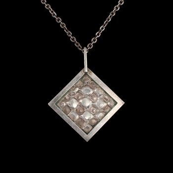 HÄNGE, silver, Lars Arby, Göteborg, 1967. Vikt 15 g.